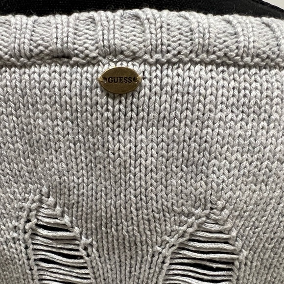 Guess Silver Grey Distressed Knit Womens Sweater Large - Picture 7 of 8